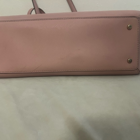 Kate Spade pink purse in great condition. - Picture 6 of 10